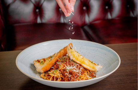 > Main Deck Restaurant